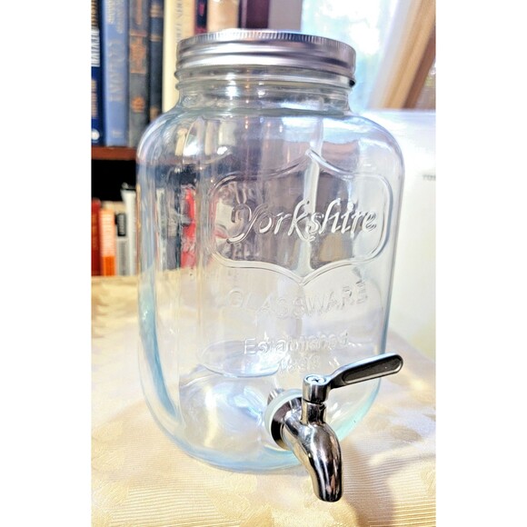 Yorkshire Glassware 2 Gal Cold Beverage Dispenser with Spigot & Center Ice Block - Picture 1 of 15